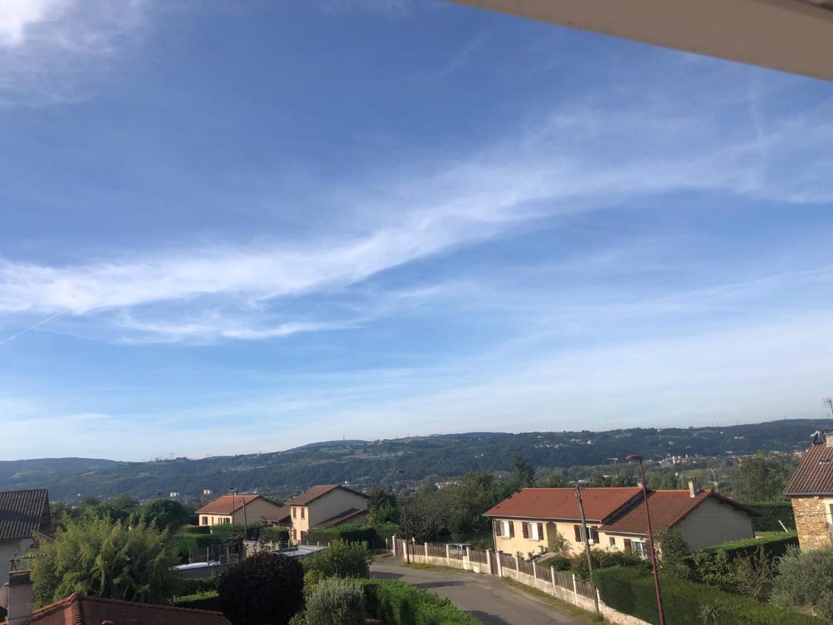 La Parenthese Balneo T2 Cosy De 40M² Avec Terrasse Διαμέρισμα Ternay  Εξωτερικό φωτογραφία